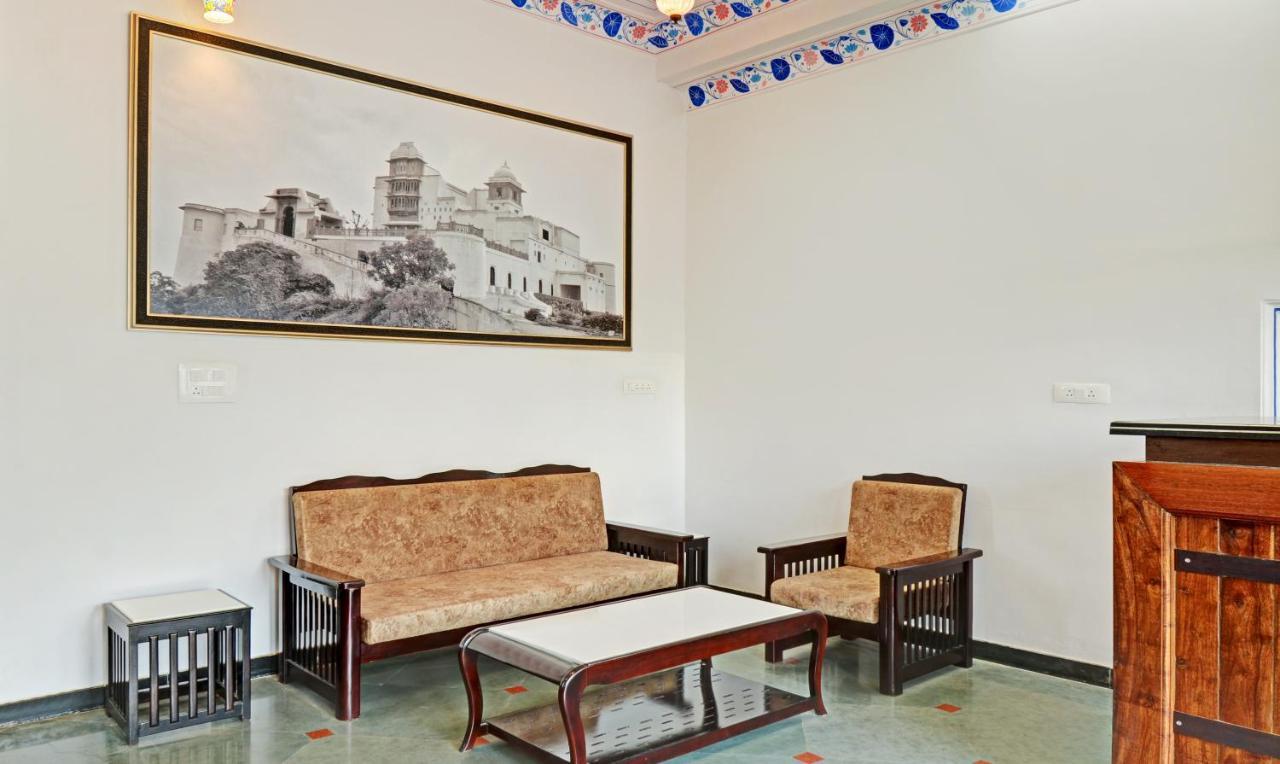 Treebo Khakhri Haveli Hotell Udaipur Exteriör bild