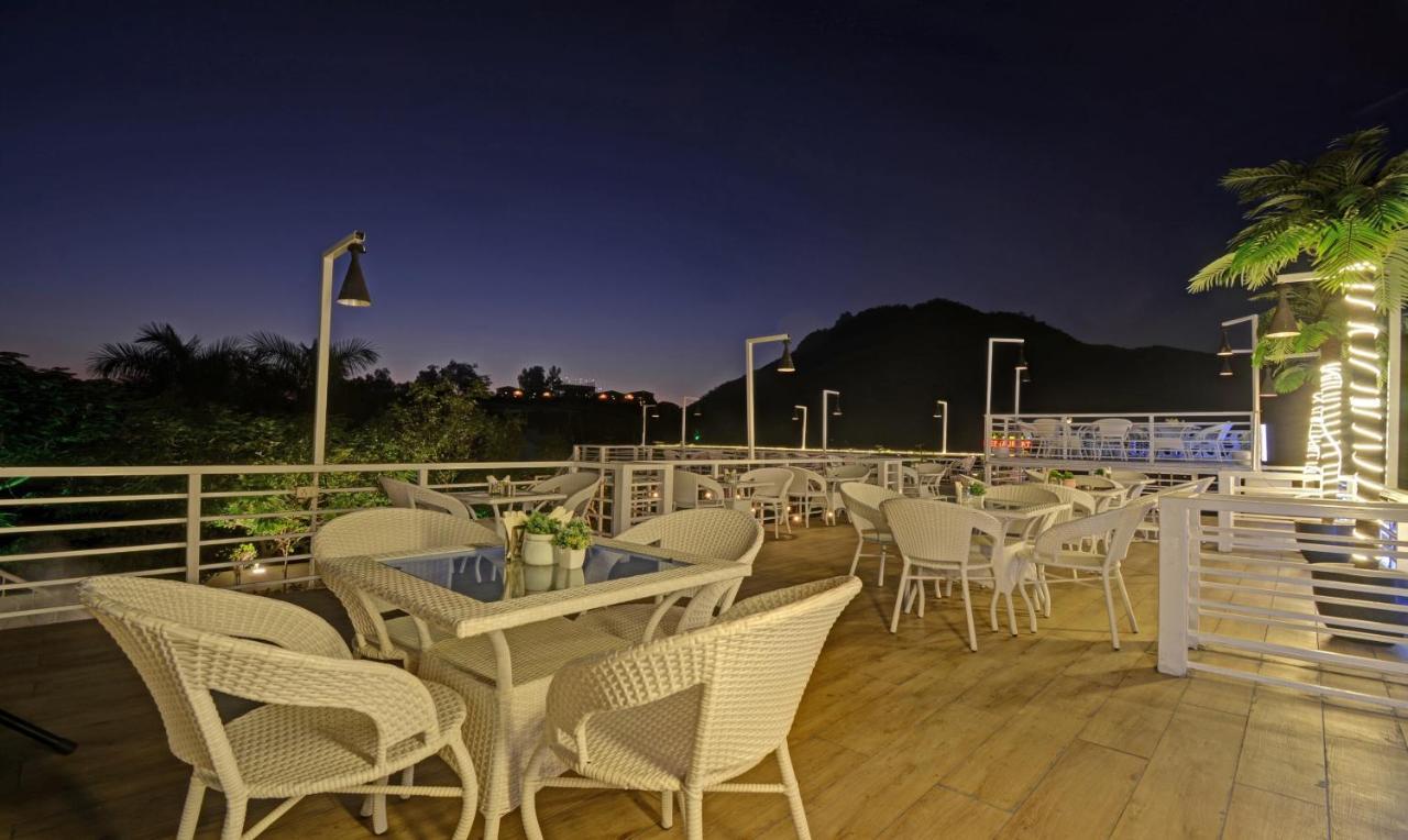 Treebo Khakhri Haveli Hotell Udaipur Exteriör bild